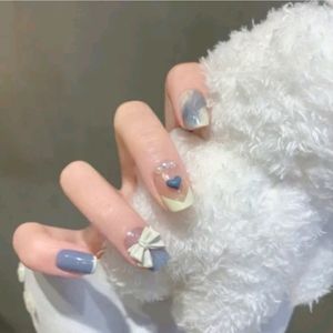 short Blue tie bow pearl press on nails 24 pcs